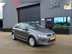 Volkswagen Polo - 1.4-16V Comfortline | Trekhaak | Airco | Elek pakket