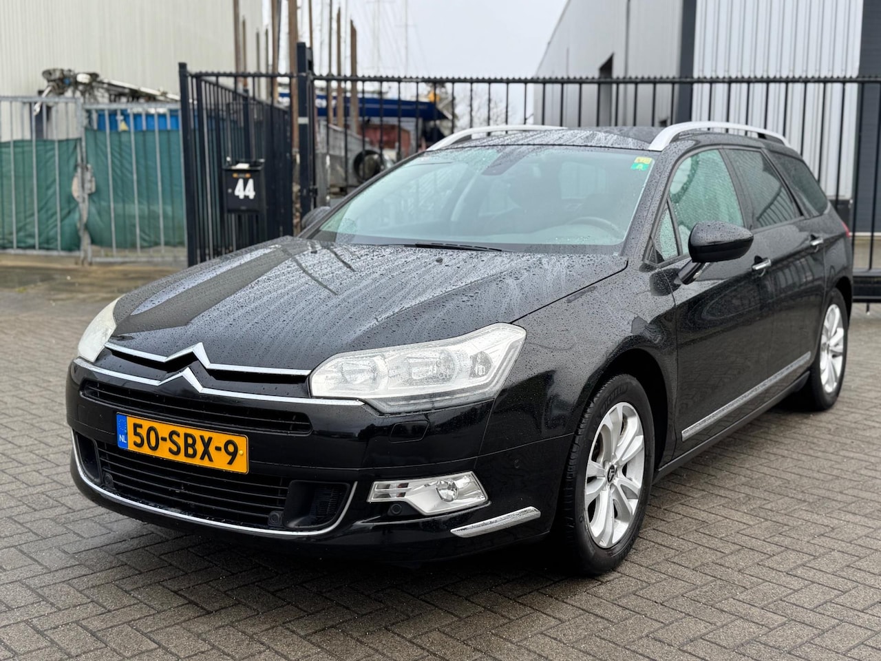 Citroën C5 Tourer - 1.6 THP Business Navi Clima Leer voll - AutoWereld.nl