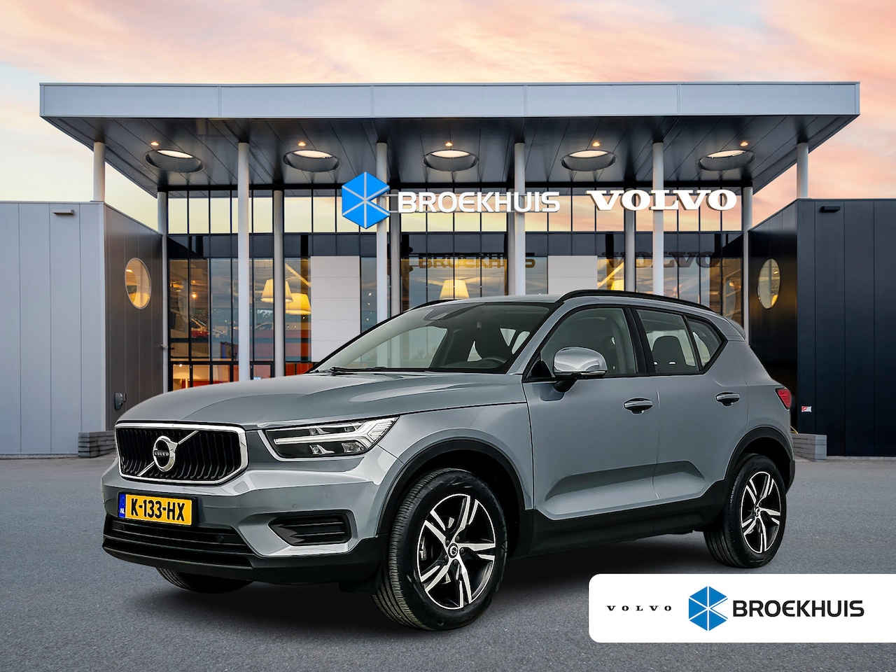 Volvo XC40 - T2 A/T Momentum Core | 18" | Parkeercamera | Parkeersensoren V+A | Apple Carplay | Climate - AutoWereld.nl