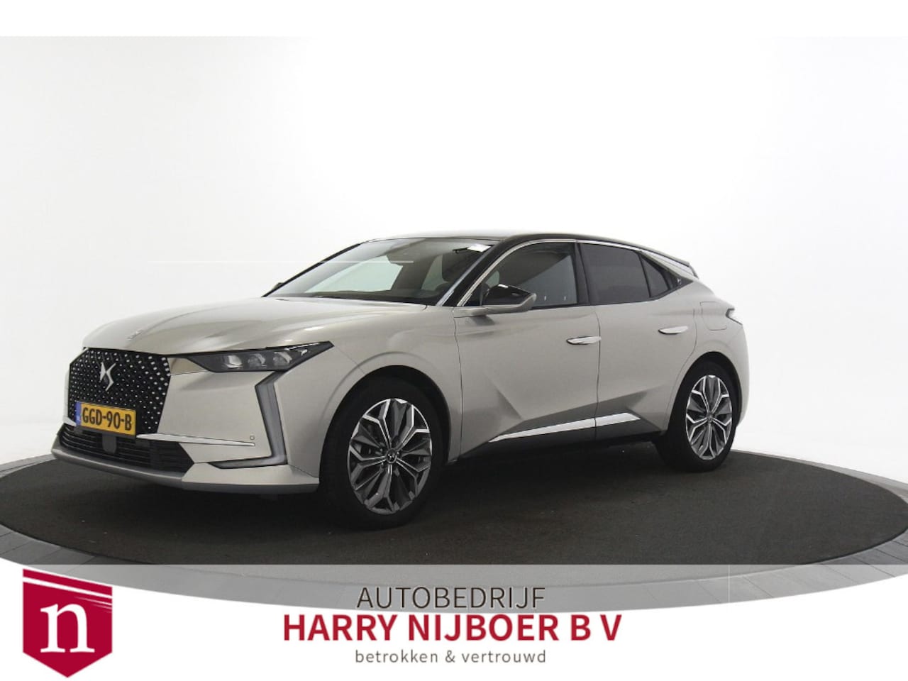 DS 4 - E-Tense Trocadero Two tone / 19"lm velg  / Cruise - AutoWereld.nl