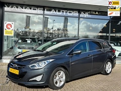 Hyundai i40 Wagon - 1.6 GDI Blue Business Edition Navi Camera Trekhaak NAP NL-Auto Dealeronderhouden