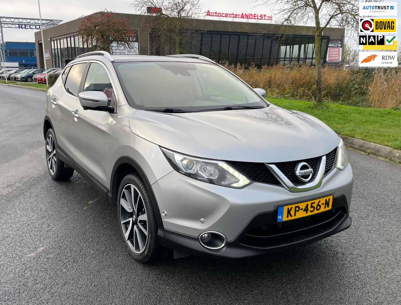 Nissan Qashqai - 1.2 Tekna 1.2 Tekna, Aut, Trekhaak, Climate, Pano, Stoelverw, Lmv, Leder, LED, Cruise, Geen import, - AutoWereld.nl