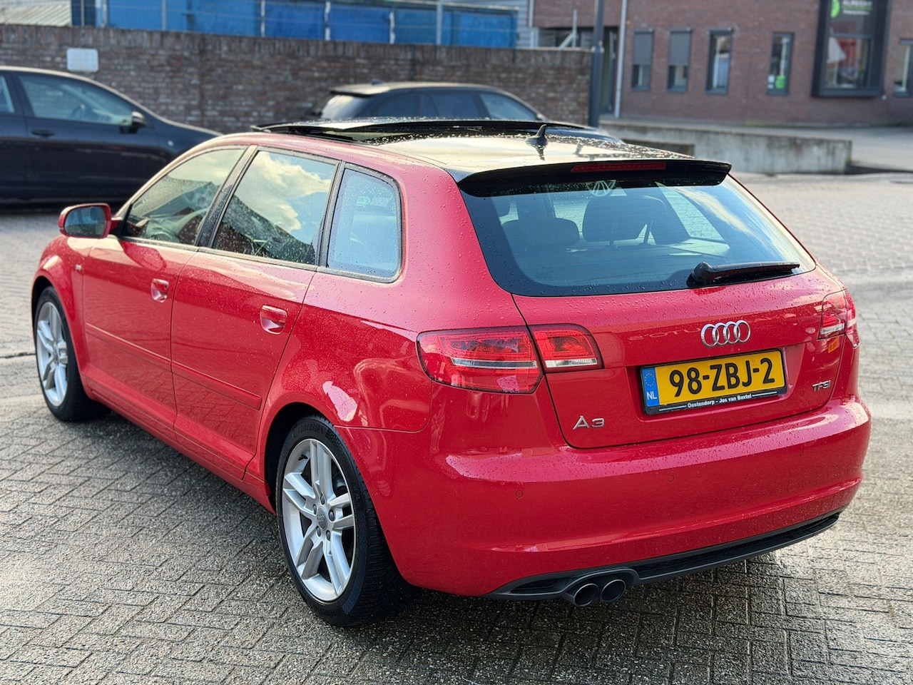 Audi A3 Sportback - 1.4 TFSI 3x S-Line S-Tronic Bi-XENON/LED/PANO/HALF-LEDER/NAVI/CRUISE/3E-EIG! - AutoWereld.nl