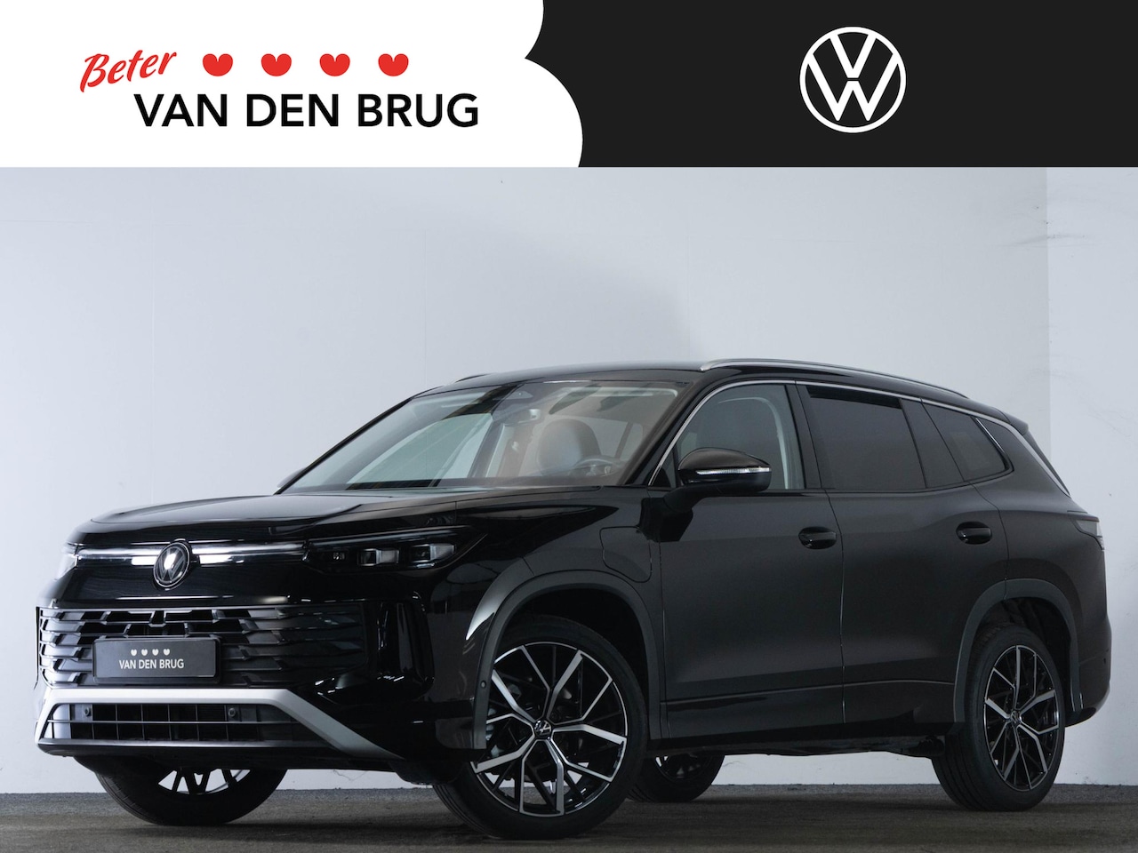 Volkswagen Tayron - 1.5 eHybride Life Edition 204 PK | Matrix LED | Camera | Trekhaak | Stuur- en Stoelverwarm - AutoWereld.nl