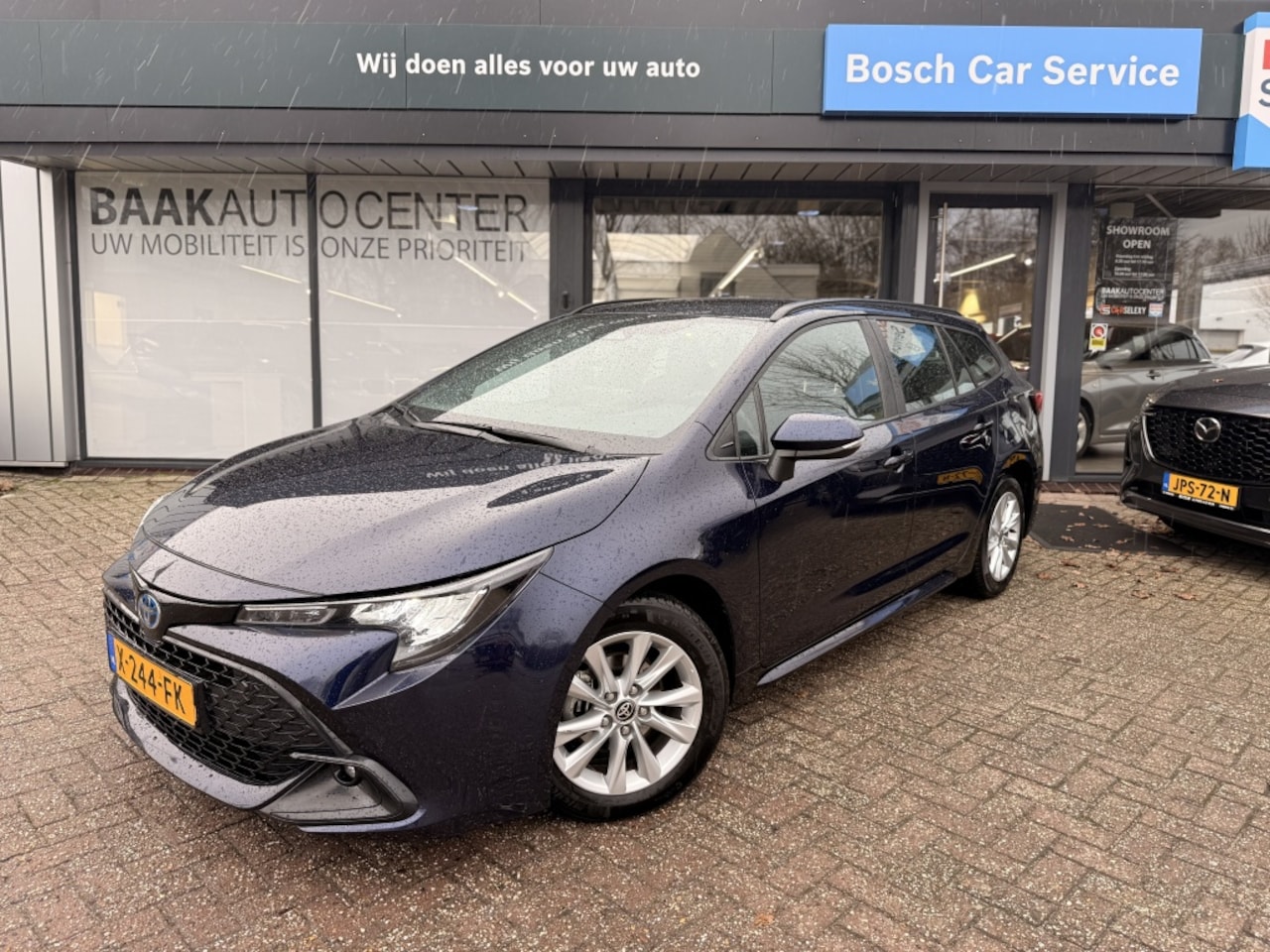 Toyota Corolla Touring Sports - Hybrid 140 Active - AutoWereld.nl