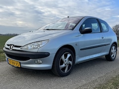 Peugeot 206 - 1.4 Gentry|Trekhaak|
