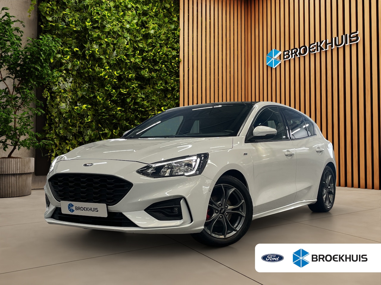 Ford Focus - 1.0 EcoBoost Hybrid ST Line X Business | Camera | B&O audio | Panoramadak | CarPlay - AutoWereld.nl