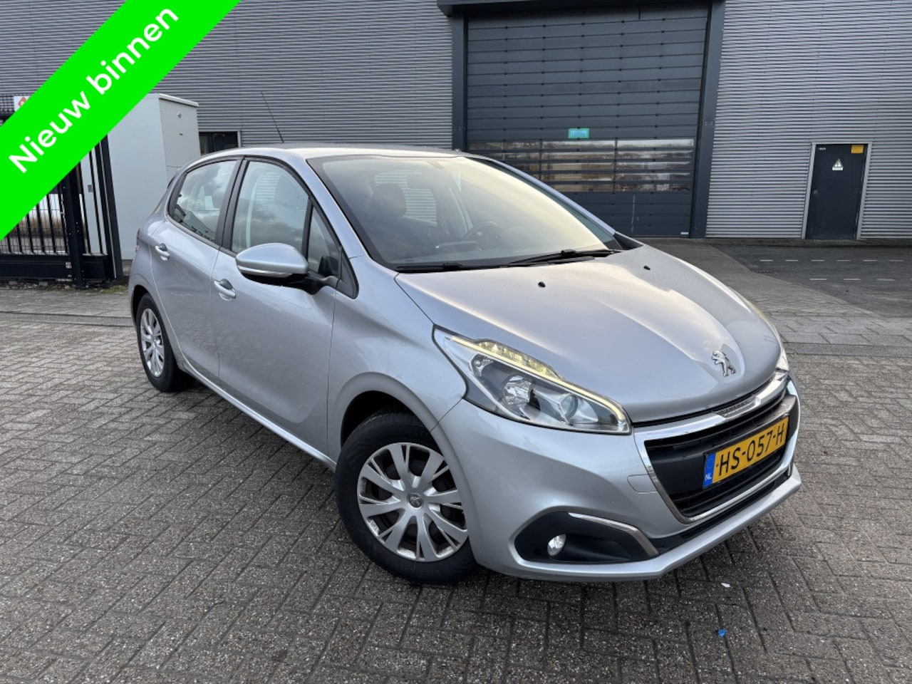 Peugeot 208 - 1.6 B.HDi Blue Lease Cruise Clima Led - AutoWereld.nl