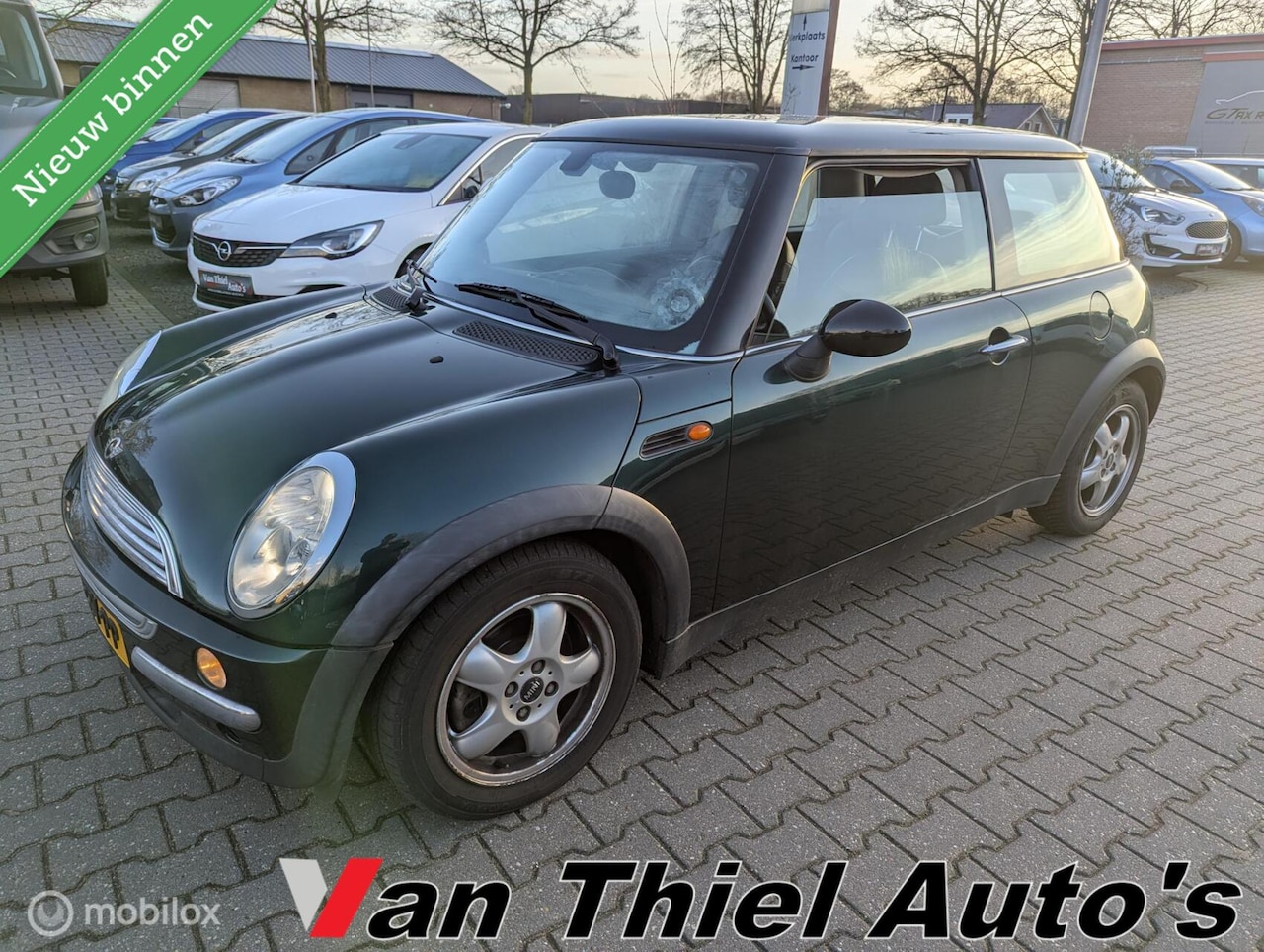 MINI Cooper - Mini 1.6 Chili leder/pano/cruis - AutoWereld.nl