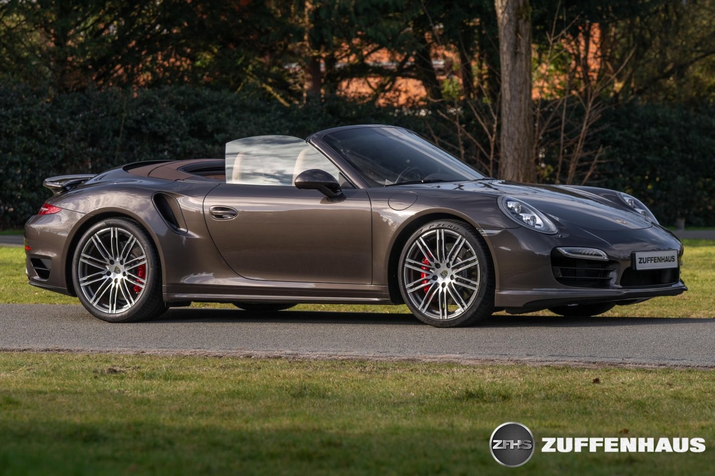Porsche 911 Cabrio - 3.8 Turbo NL auto unieke kmstand en uitvoering stoelventilatie LED sport chrono - AutoWereld.nl