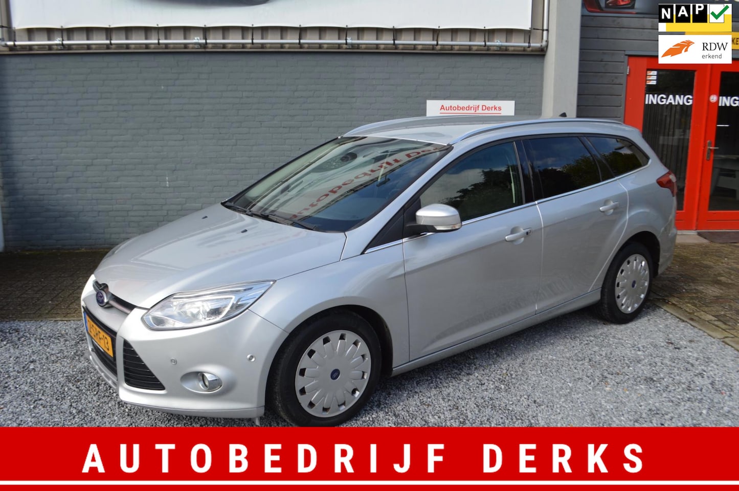 Ford Focus Wagon - 1.6 TDCI ECOnetic Airco Navi 5Drs PDC 2013 - AutoWereld.nl