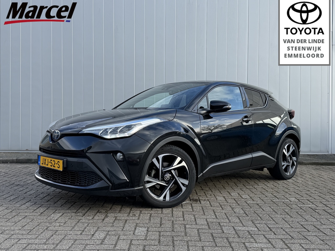 Toyota C-HR - 1.8 Hybrid Executive Parkeersensoren Stoel Verwarming Navi Carplay Clima Cruise - AutoWereld.nl
