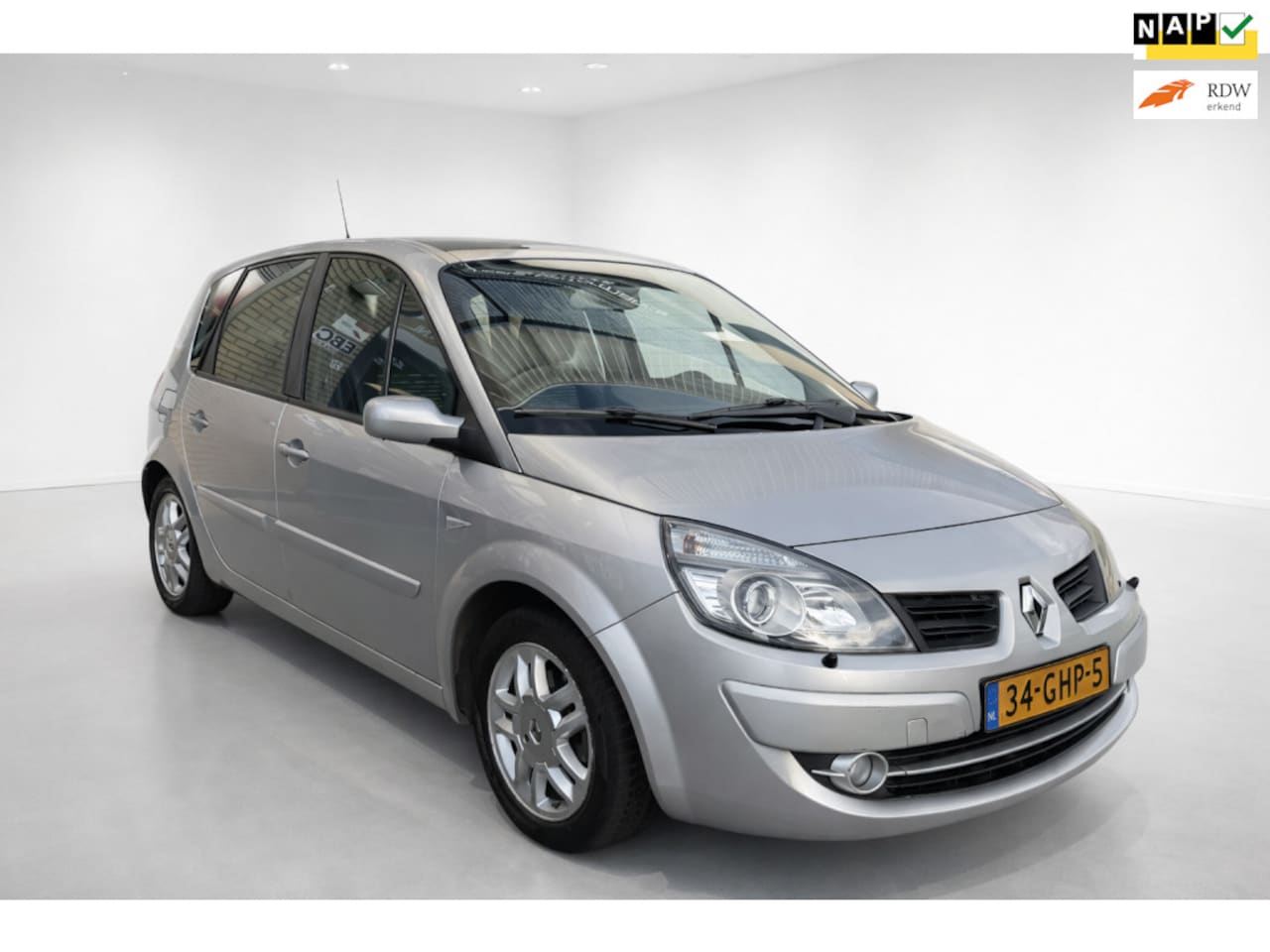 Renault Scénic - 1.6-16V Tech Line 1.6-16V Tech Line, climat, schuifkanteldak, lichtmetaal, cruise control, navigatie, apk, t - AutoWereld.nl