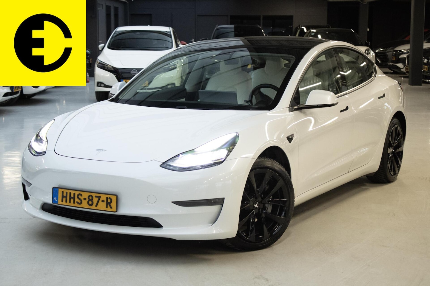 Tesla Model 3 - Long Range RWD Long Range AWD 75 kWh | Warmtepomp | FSD | Incl.BTW - AutoWereld.nl