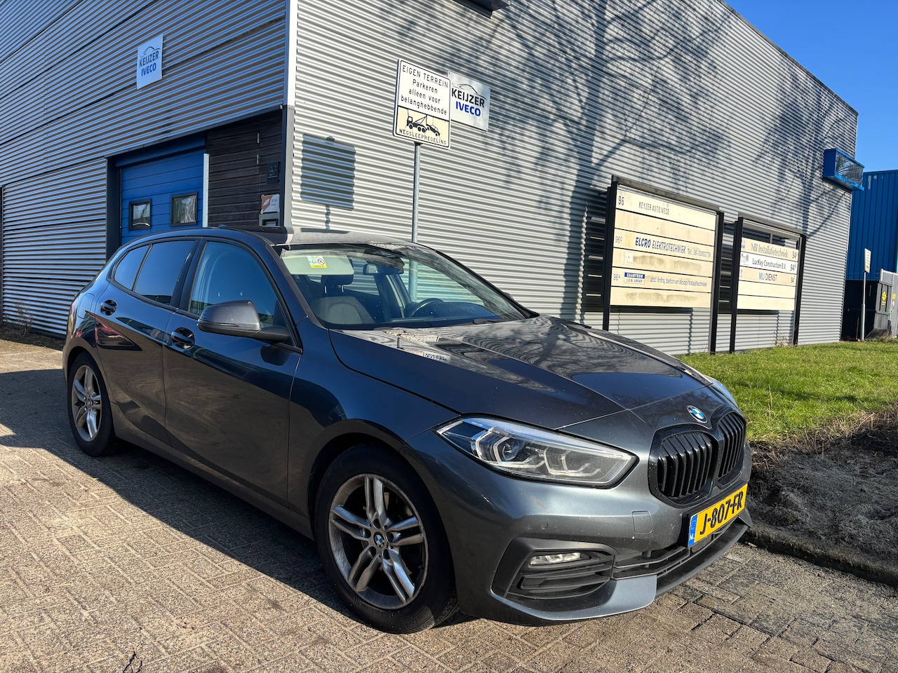 BMW 1-serie - 118i Executive Edition Automaat + Led - AutoWereld.nl