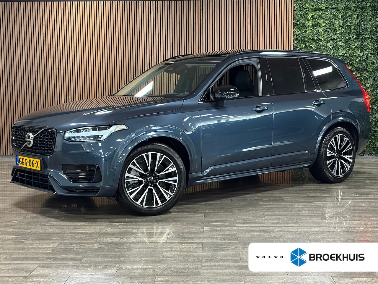 Volvo XC90 - T8 AWD Recharge Ultra Dark | Vol! | Bowers & Wilkins | Luchtvering | Stoelventilatie | Tre - AutoWereld.nl