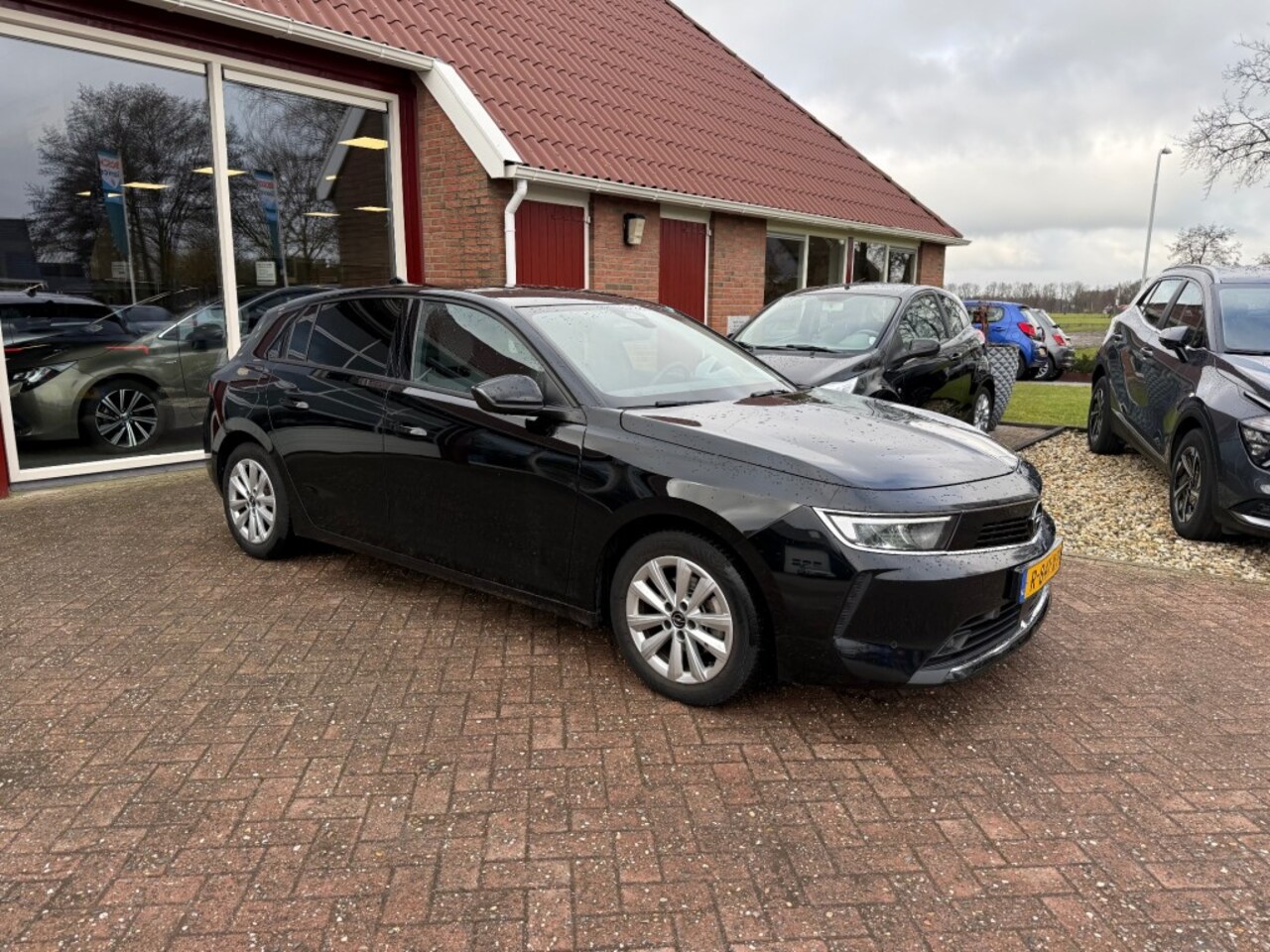 Opel Astra - 1.2 BUSINESSNS EDITION 5-DRS - AutoWereld.nl