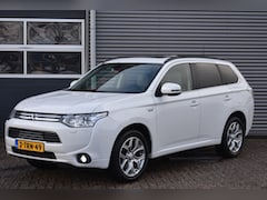 Mitsubishi Outlander - 2.0 PHEV INST XLINE / SCHUIFDAK / TREKHAAK / LEDER / 4X4