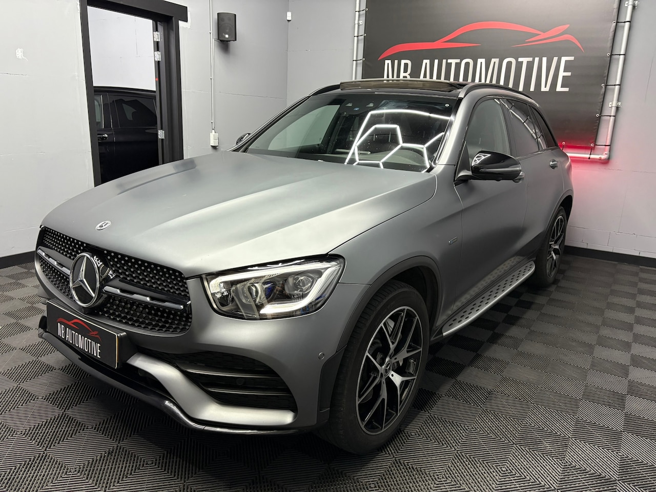 Mercedes-Benz GLC-klasse - 300e 4MATIC Business Solution AMG 300e 4MATIC Business Solution AMG - AutoWereld.nl