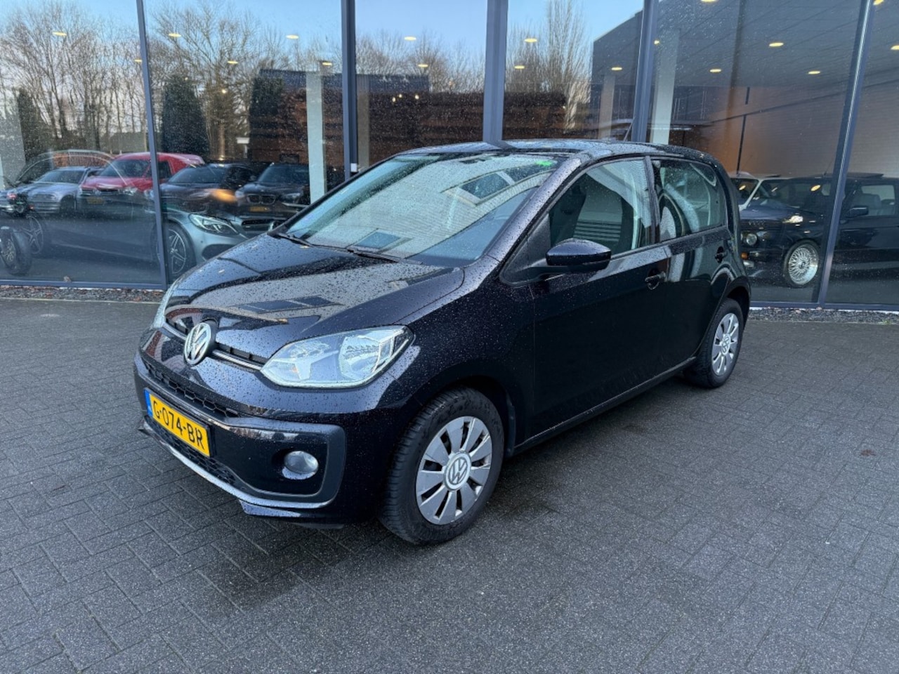 Volkswagen Up! - 1.0 BMT BEATS!,Navi,Stoelverw,Airco,Elekt Pakket,Dealer OH - AutoWereld.nl