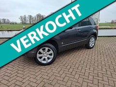 Suzuki Grand Vitara - 2.4 High Executive 4x4 Leder Xenon Glazen dak Trekhaak