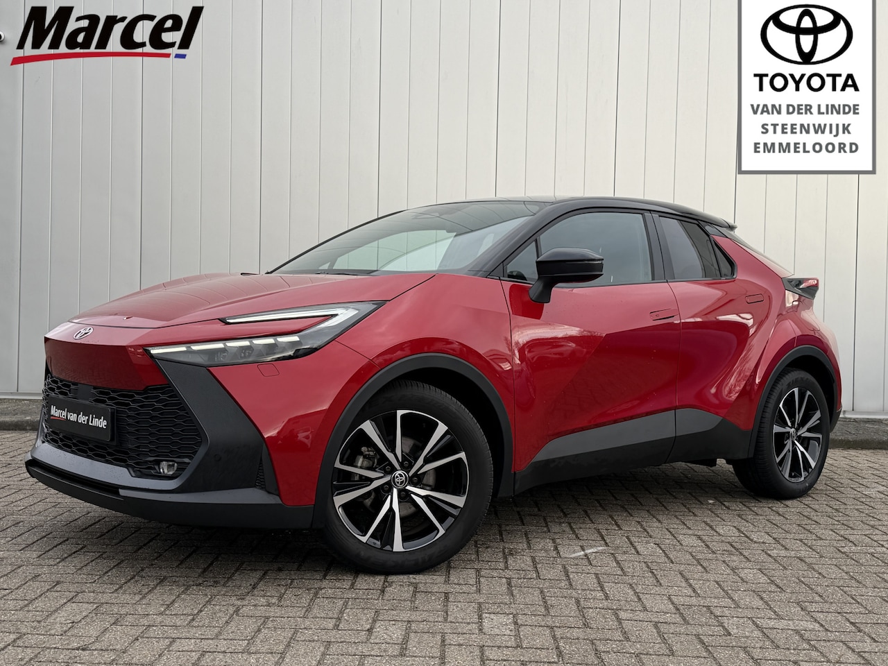 Toyota C-HR - 1.8 Hybrid 140 First Edition Bi-Tone Stoel Stuur Verwarming Parkeersensoren Groot Scherm - AutoWereld.nl