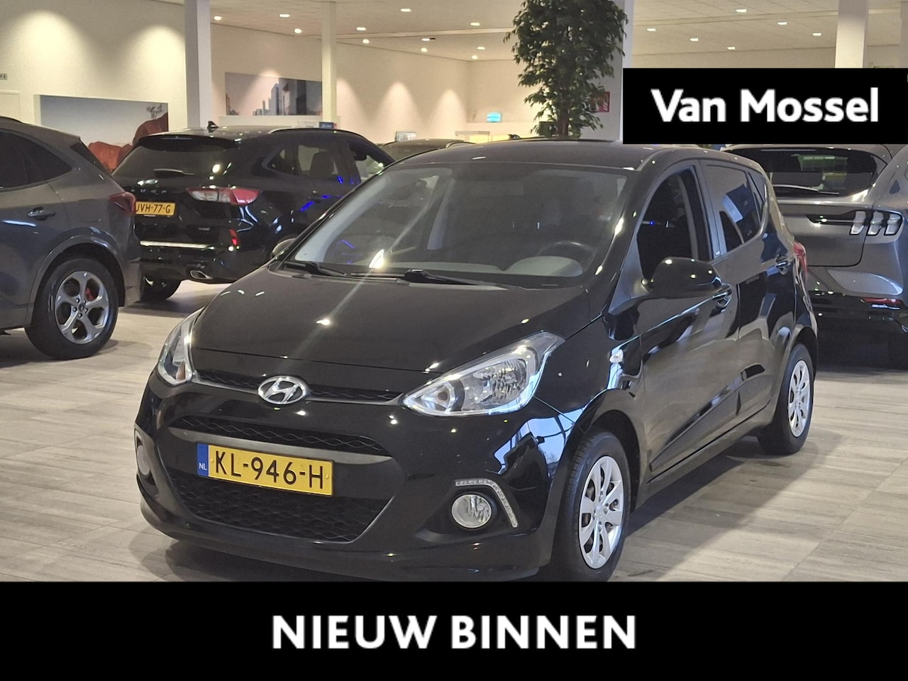 Hyundai i10 - 1.0i i-Motion Go! 2016 | A/C | CC | Bluetooth | Elektrische ramen | - AutoWereld.nl