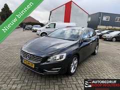 Volvo V60 - 2.4 D6 AWD Plug-In Hybrid Summum