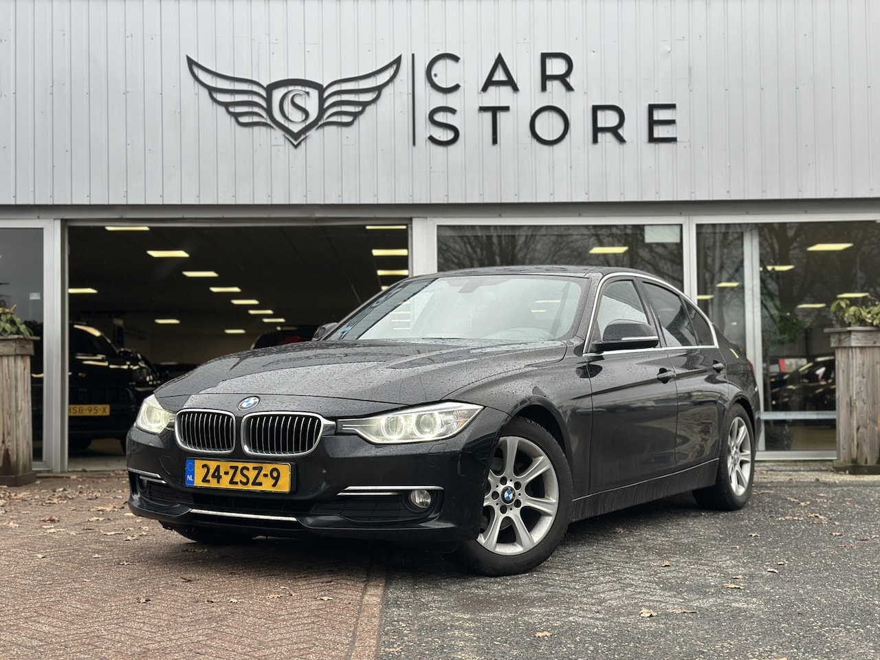 BMW 3-serie - 320d EfficientDynamics Edition Executive XENON|H&K|PANO|LEDER|MEMORY|ELK. STOELEN|PDC|STOE - AutoWereld.nl