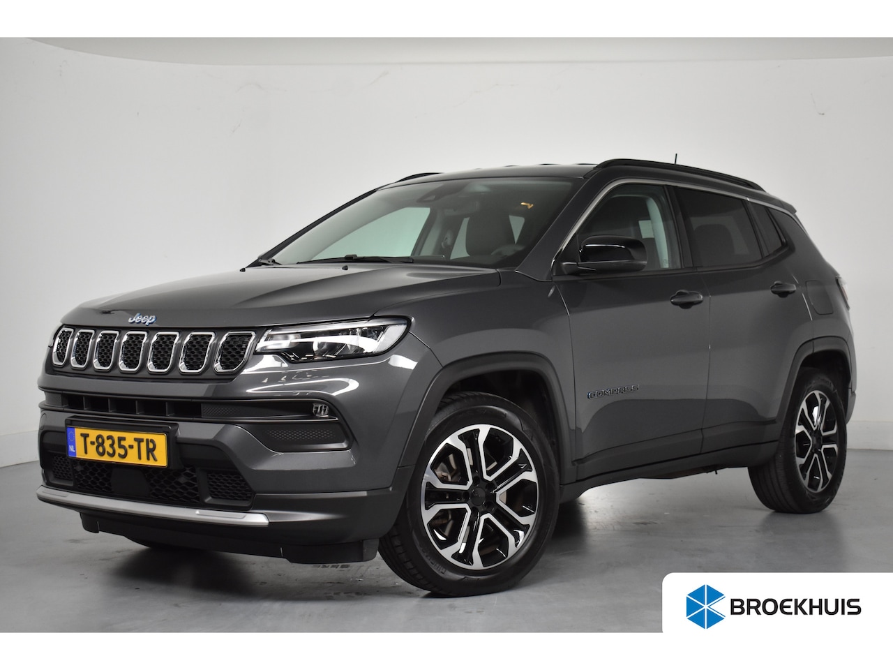 Jeep Compass - 4xe 240 Plug-in Hybrid Electric Limited | Navi | LED | Cruise Adaptive | Parkeersensoren V - AutoWereld.nl