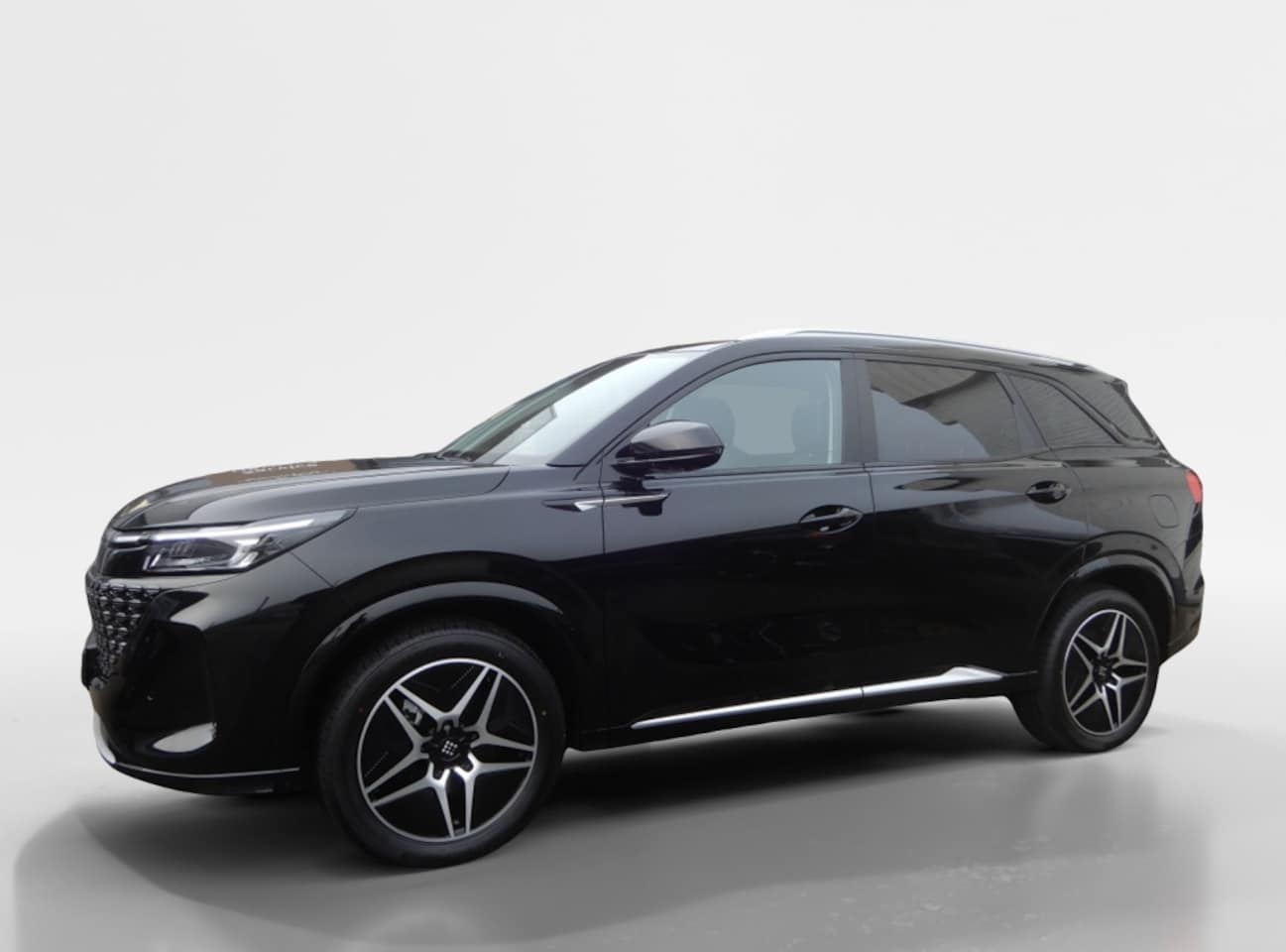 DFSK E5 - 1.5 PHEV L2 | rijklaar | 7-persoons | officieel DFSK dealer | di - AutoWereld.nl
