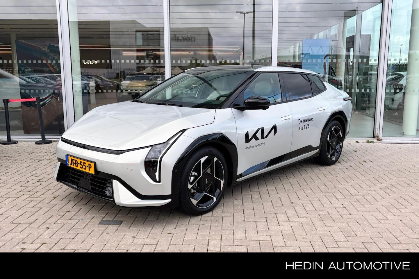 Kia EV4 Fastback - GT-PlusLine 81.4 kWh | 19 inch lichtmetaal | LED | Leder | Harman Kardon | 360 graden came - AutoWereld.nl