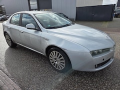 Alfa Romeo 159 - 1.9 JTD Distinctive