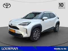 Toyota Yaris Cross - 1.5 Hybrid 115 First Edition | Blind Spot Monitor | Stuurwiel en Voorstoelen Verwarmd | Pa