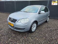 Volkswagen Polo - 1.4-16V Comfortline* NIEUWE APK+DISTRIBUTIE