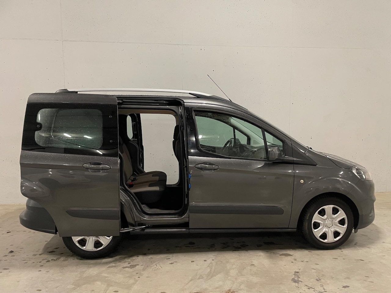 Ford Transit Tourneo - COURIER ZijDeuren Airco Trekhaak PDC - AutoWereld.nl