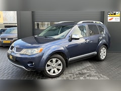 Mitsubishi Outlander - 2.4 Instyle Airco|Dakje|Keyles|Leder|4WD