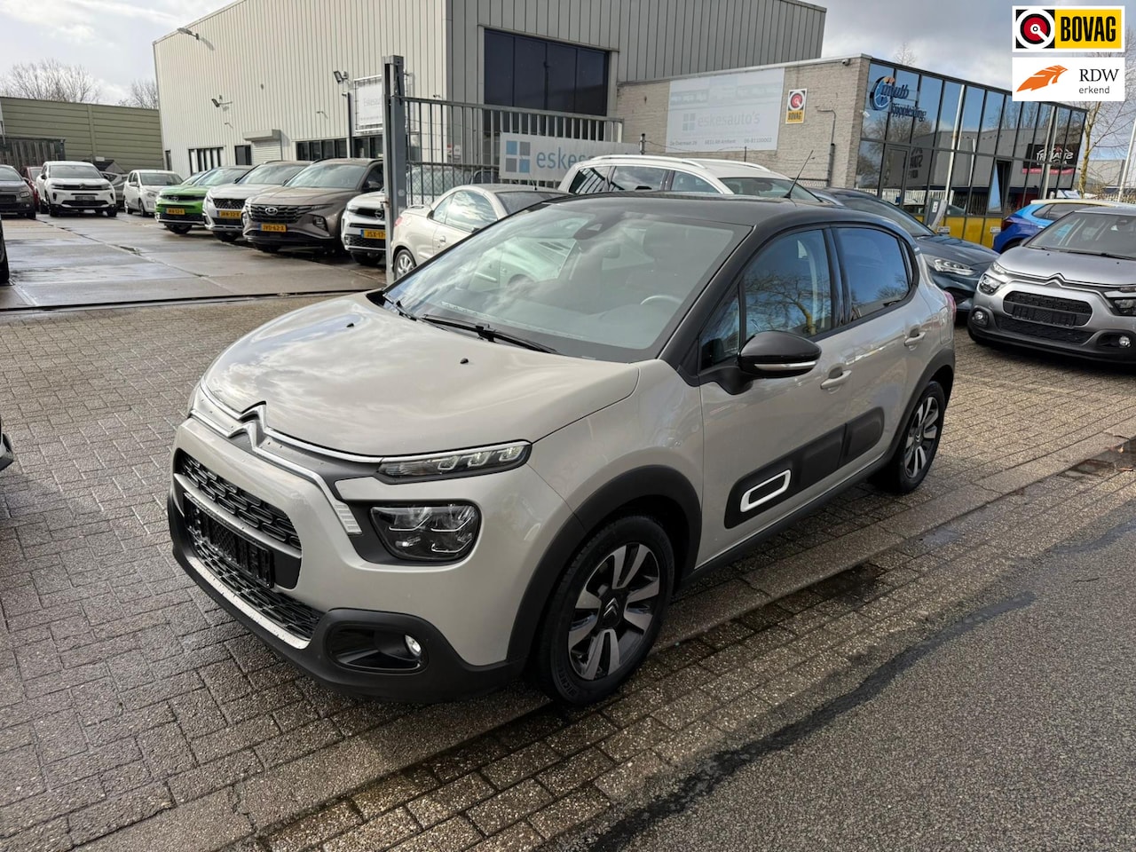 Citroën C3 - 1.2 PureTech Feel 1.2 PureTech Feel, Facelift, Navi, 12 mnd garantie - AutoWereld.nl