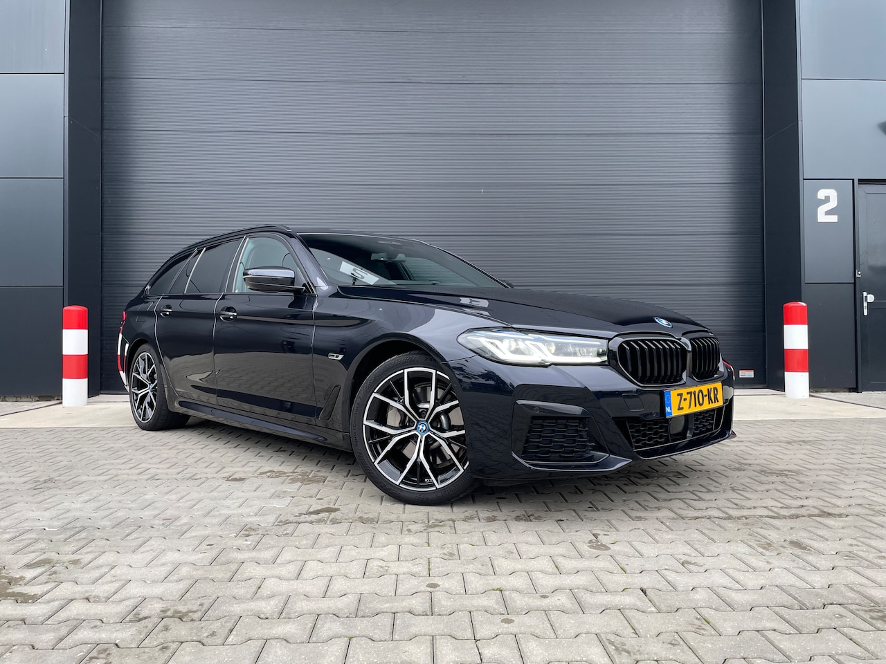 BMW 5-serie Touring - 530e Business Edition Plus - AutoWereld.nl