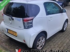 Toyota iQ - 1.0 VVTi Comfort airco lage km stand NAP