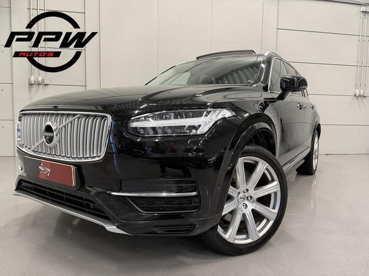 Volvo XC90 - T8 Twin Engine AWD Inscription PANO/TREKHAAK/MEMORY+VENTILATIE/21"/ACC/PILOT-ASSIST/KEYLES - AutoWereld.nl