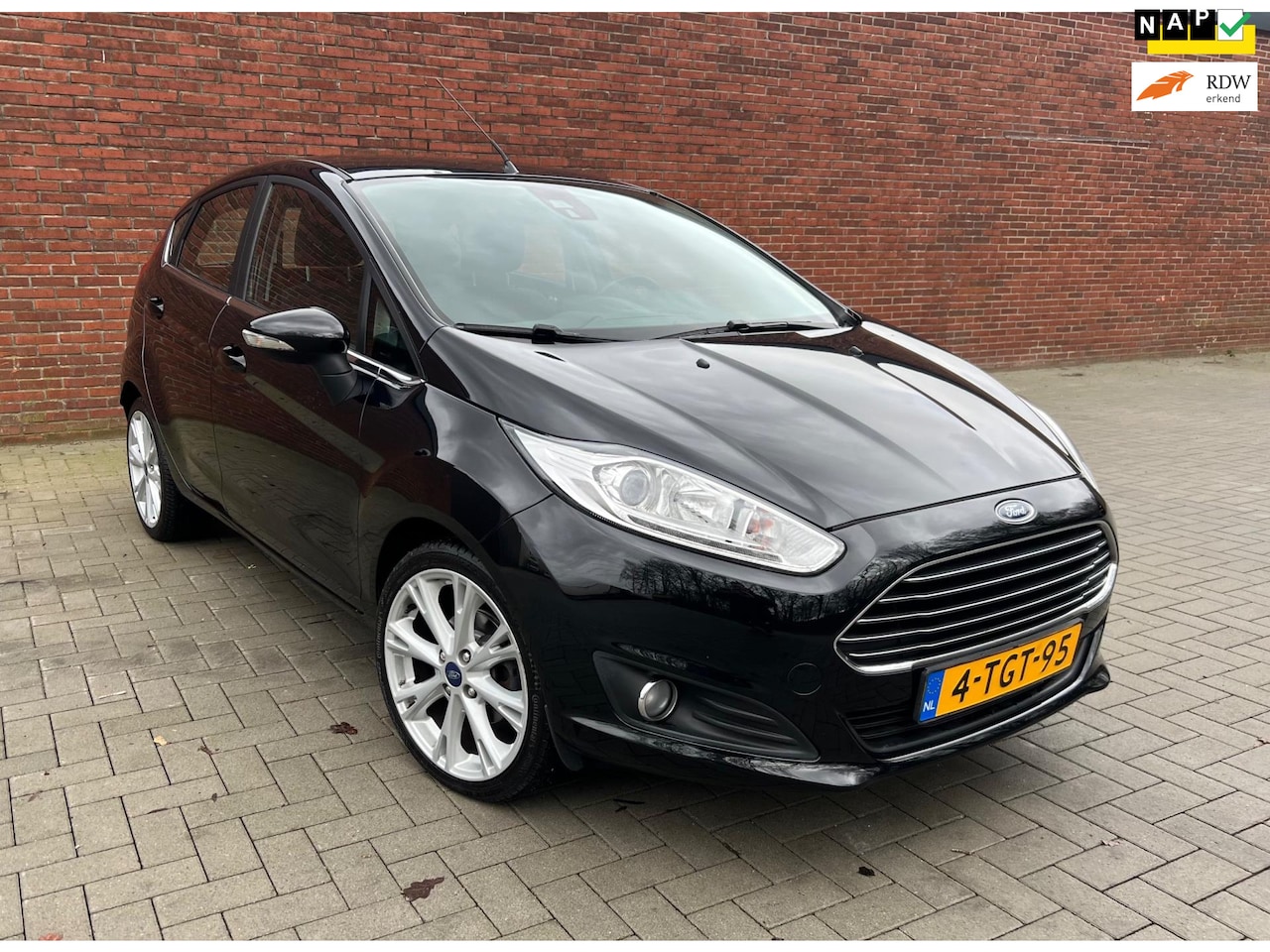 Ford Fiesta - 1.0 EcoBoost Titanium AUTOMAAT NAVI NAP - AutoWereld.nl