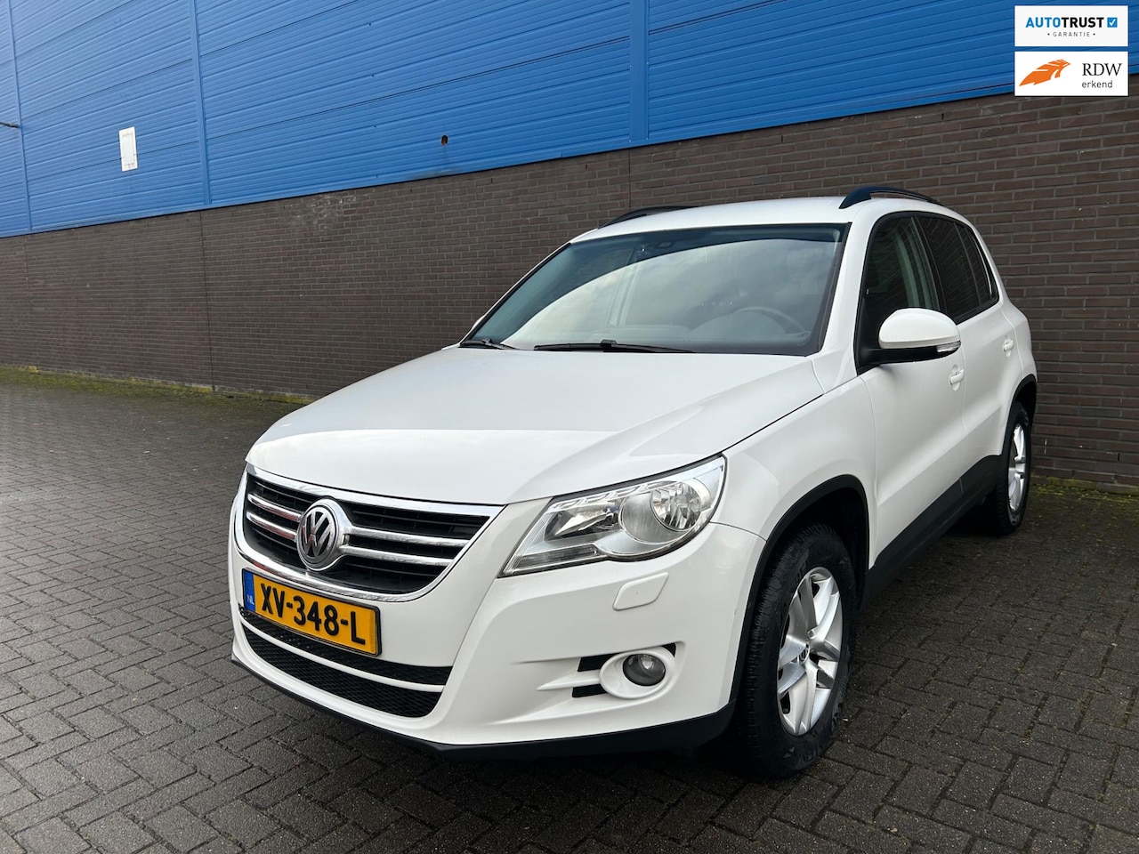 Volkswagen Tiguan - 1.4 TSI Comfort&Design | Stoelverwarming | Trekhaak | Parkeersensoren | 16” LM Velgen | Ko - AutoWereld.nl