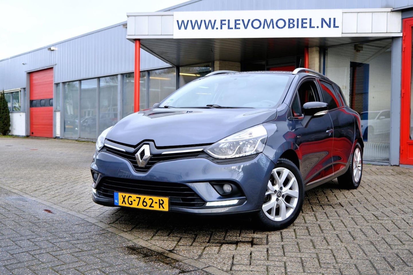 Renault Clio Estate - 0.9 TCe Limited Navi|DAB+|Airco|Trekhaak - AutoWereld.nl