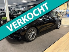 BMW 3-serie Touring - 330e eDrive Edition / Leder / LED / Trekhaak / cruise-control