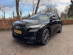 Audi Q4 e-tron - 40 Launch Edition S Competition 77KWH SOH 93.4% WARMTEPOMP/MATRIX/CAMERA/FABRIEKSGARANTIE