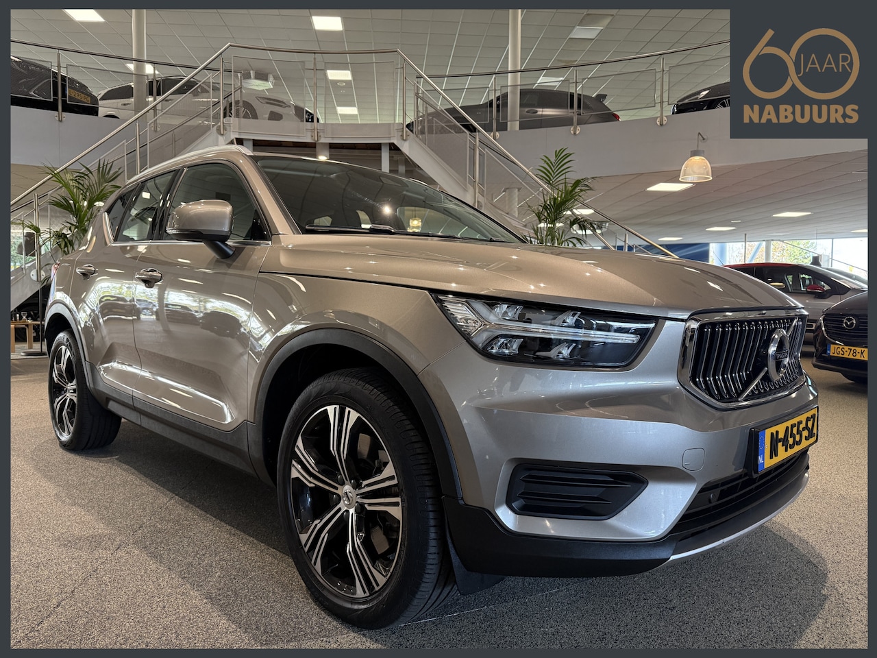 Volvo XC40 - 1.5 T4 Recharge Inscription Expr. NL auto, Keyless, DAB+, 19inch - AutoWereld.nl