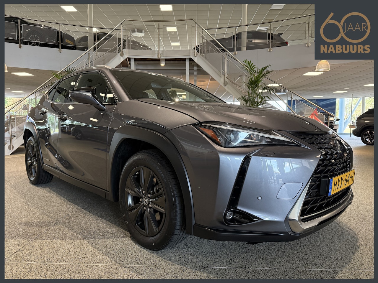 Lexus UX - 250h Luxury Line 250h Luxury Line, Leder, Camera, Navi, LED, DAB+ - AutoWereld.nl