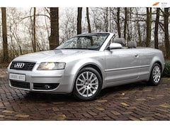 Audi A4 Cabriolet - 2.4 V6 Exclusive