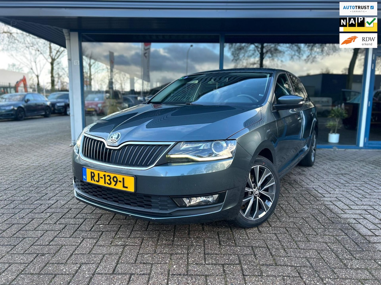Skoda Rapid Spaceback - 1.0 TSI Greentech Drive|PDC|DAB|Stoelverw|Cruise|Clima - AutoWereld.nl